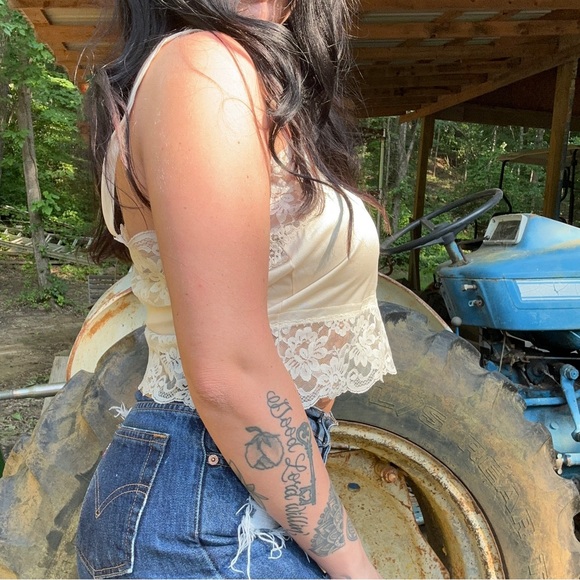 Sold - Picture 4 of 5